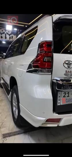 تۆیۆتا لاندكروزر پرادۆ